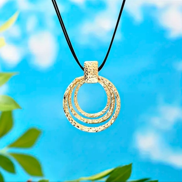 Vintage Boho Gold Pendant Black Cord Necklace New - Picture 4 of 4